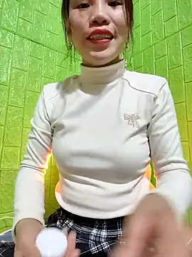 Snapshot of Tin_tanny chatting on January 8, 2026, 12:55 pm Tin tanny online show from January 8, 2026, 12:55 pm