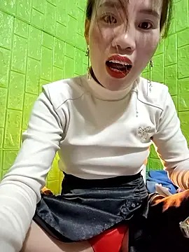 Snapshot of Tin_tanny chatting on January 10, 2026, 12:33 pm Tin tanny online show from January 10, 2026, 12:33 pm