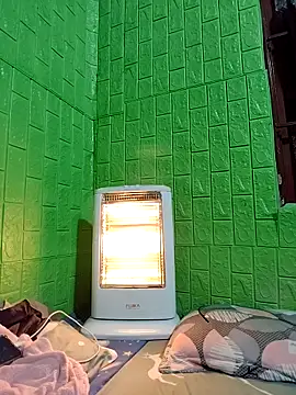 Snapshot of Tin_tanny chatting on December 20, 2025, 8:12 pm Tin tanny online show from December 20, 2025, 8:12 pm