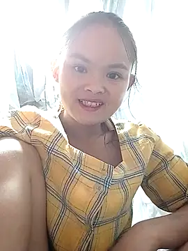 xinhxinhcute online show from October 10, 2025, 10:27 am