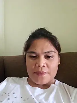 ManilaDoll online show from September 15, 2025, 4:02 am