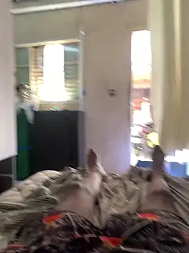 hmleonardo online show from December 22, 2025, 4:18 pm