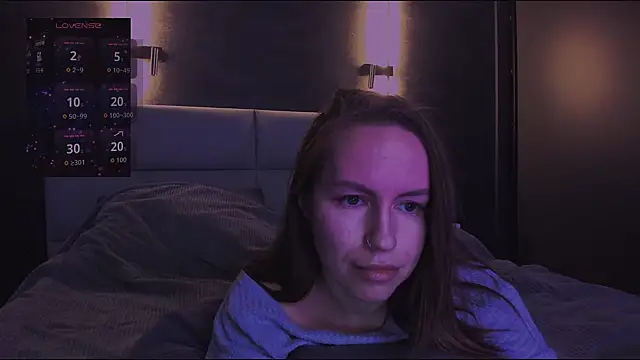 North baby online show from November 14, 2025, 9:40 pm