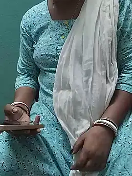 desi boudi87 online show from June 9, 2026, 10:38 am