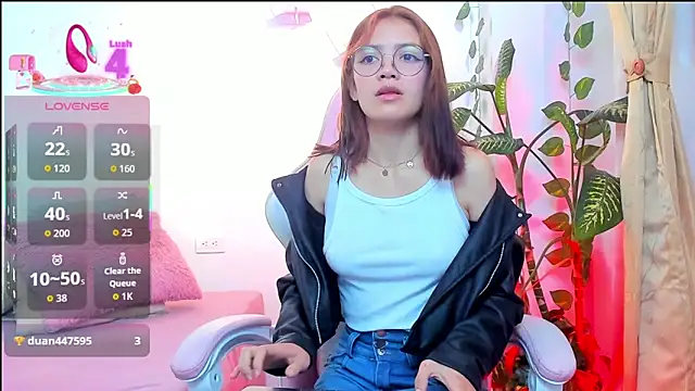 Snapshot of Jade22__ chatting on October 1, 2025, 2:10 pm Jade22 online show from October 1, 2025, 2:10 pm