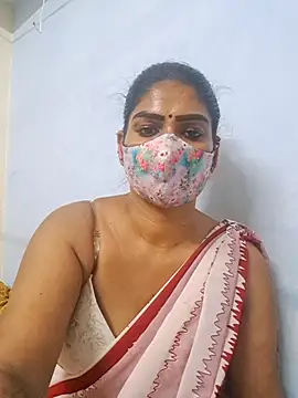 sherlin24 online show from November 17, 2025, 4:44 pm