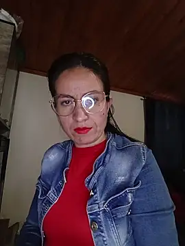 ERIKA  29 online show from September 30, 2025, 12:00 pm