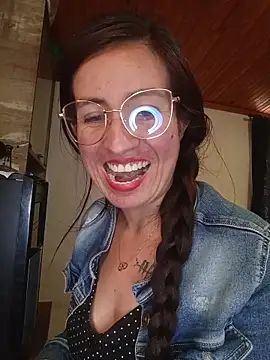 ERIKA  29 online show from October 4, 2025, 4:08 pm