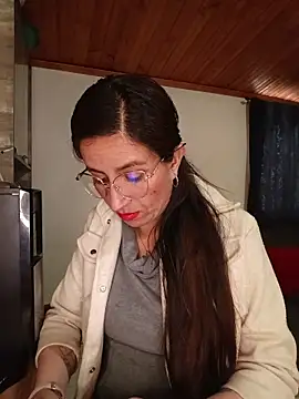 ERIKA  29 online show from September 27, 2025, 1:39 pm