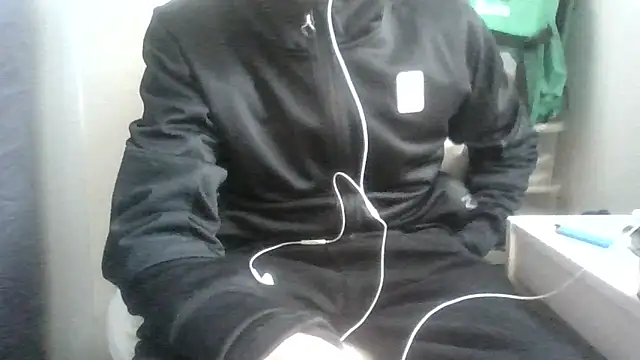 Snapshot of juju78jujuu chatting on February 15, 2026, 3:11 pm juju78jujuu online show from February 15, 2026, 3:11 pm