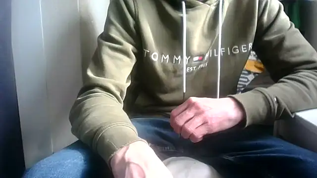 juju78jujuu online show from April 18, 2026, 8:05 am