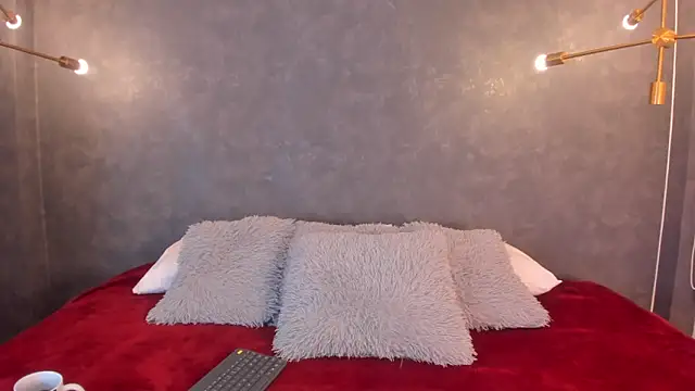 jazlin angels online show from October 22, 2025, 5:29 am