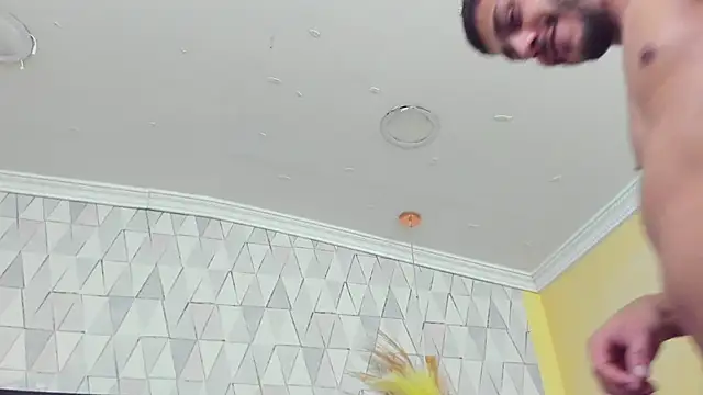 Boss Domiinator online show from February 1, 2026, 12:25 pm