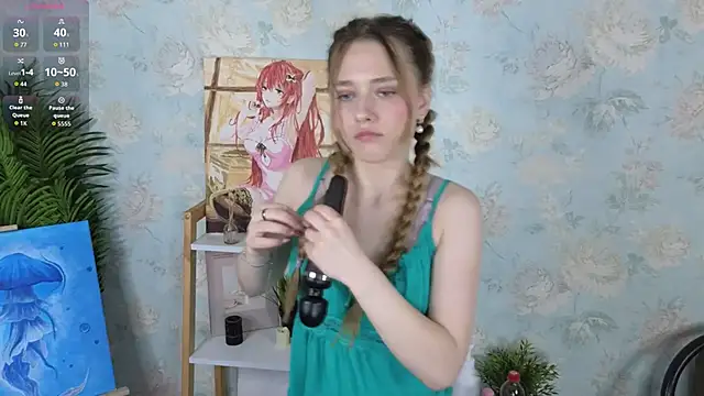 HollieCollelo online show from February 3, 2026, 3:26 am