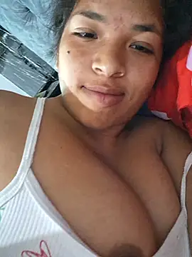Estefi33 online show from September 30, 2025, 5:24 am