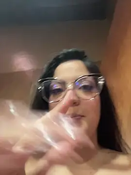 alilith online show from November 15, 2025, 3:49 pm