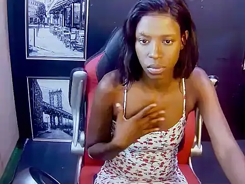 Emmybaby69 online show from October 7, 2025, 5:25 pm