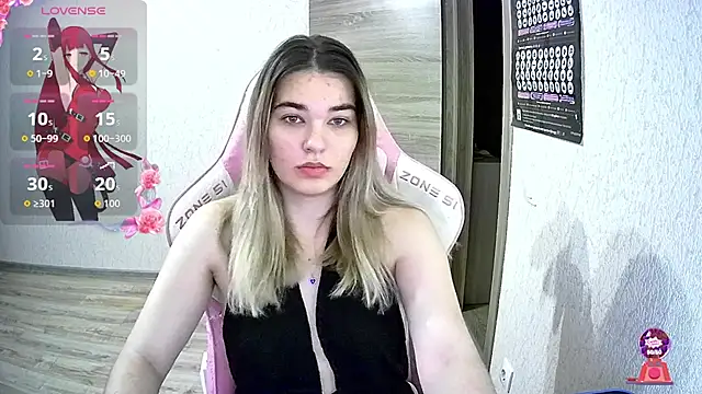 Kris Moss online show from November 3, 2025, 3:23 am