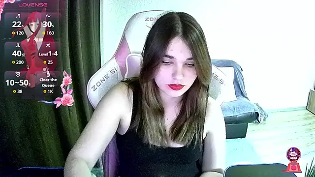 Kris Moss online show from November 13, 2025, 8:13 pm