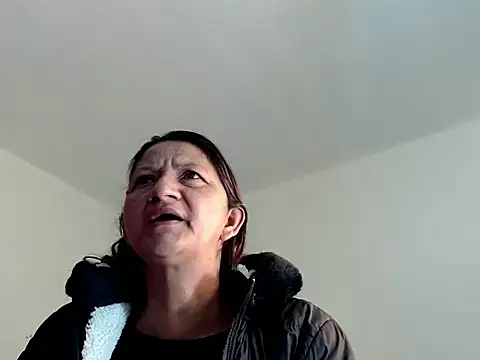 Lucy Squirt69 online show from October 8, 2025, 12:28 pm