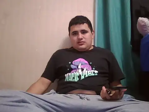 whitsblack online show from September 21, 2025, 10:37 pm