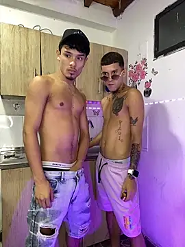 Snapshot of dilan_abraham12 chatting on October 9, 2025, 6:14 am dilan abraham12 online show from October 9, 2025, 6:14 am