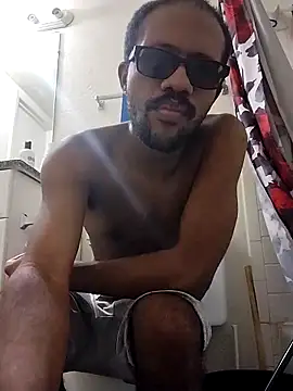 moneybaggtj online show from September 17, 2025, 3:47 pm