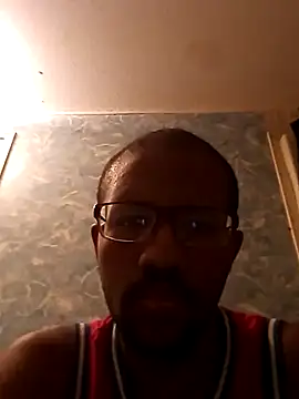 moneybaggtj online show from November 29, 2025, 4:29 pm