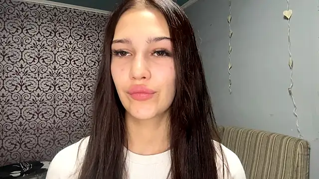 AuraJefcoat online show from October 9, 2025, 3:12 pm