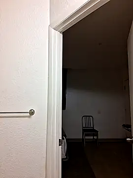 Snapshot of CREAMYASSNAEE chatting on February 8, 2026, 10:18 pm CREAMYASSNAEE online show from February 8, 2026, 10:18 pm