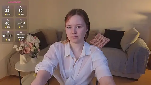 Snapshot of Sweetie_Hope chatting on June 11, 2026, 3:53 pm Sweetie Hope online show from June 11, 2026, 3:53 pm