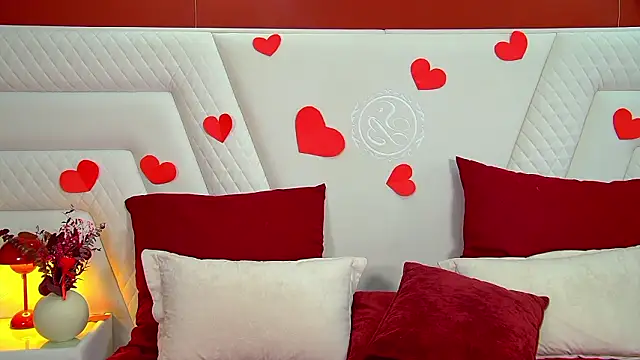 ArianaAllens online show from February 10, 2026, 6:18 pm