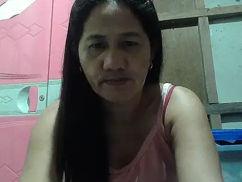 hotmama 063 online show from September 22, 2025, 12:11 pm