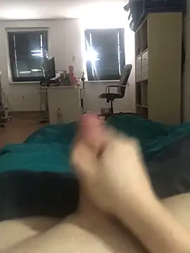 lennox00827 online show from September 22, 2025, 9:26 am