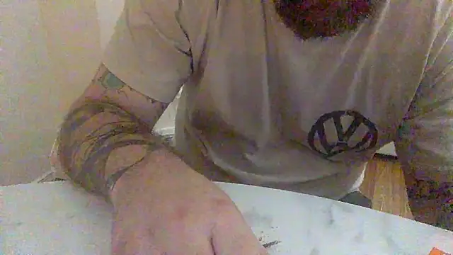 edger4lif3 online show from November 18, 2025, 8:34 pm