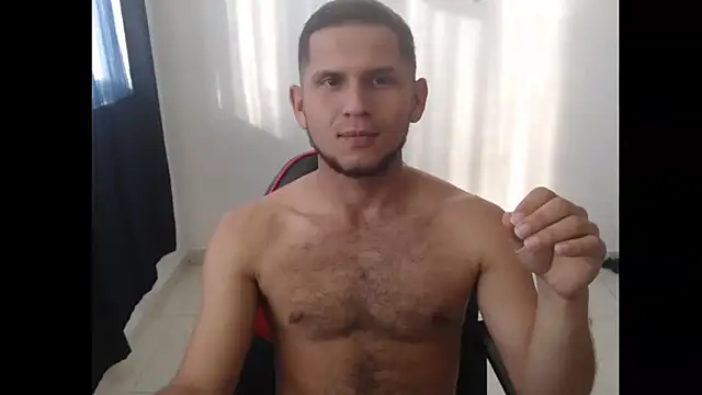 Snapshot of maik_135 chatting on September 21, 2025, 9:31 pm maik 135 online show from September 21, 2025, 9:31 pm