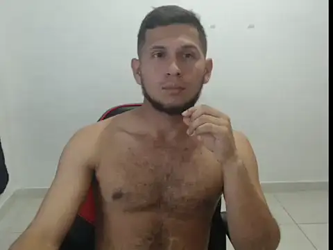 Snapshot of maik_135 chatting on October 7, 2025, 10:44 pm maik 135 online show from October 7, 2025, 10:44 pm
