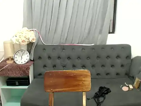 Misskatexx online show from December 17, 2025, 10:09 am