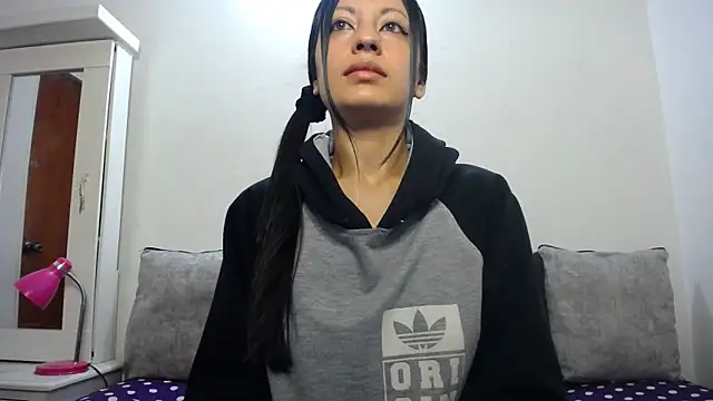 Taylormegan online show from November 3, 2025, 2:31 pm