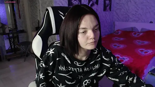 Kitti study online show from October 18, 2025, 6:15 am