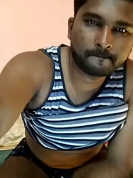 milkyseduce online show from September 25, 2025, 8:15 pm