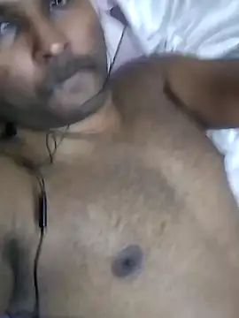 milkyseduce online show from October 1, 2025, 5:50 pm
