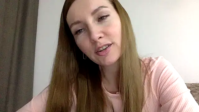 Varnyx online show from December 19, 2025, 6:43 pm