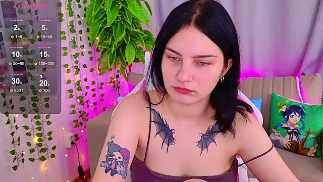 Snapshot of Angel_Braun chatting on November 14, 2025, 10:08 am Angel Braun online show from November 14, 2025, 10:08 am