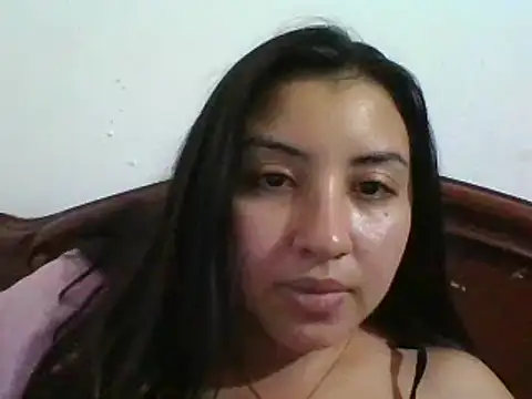 Snapshot of _Romilly_ chatting on July 12, 2026, 3:18 am Romilly online show from July 12, 2026, 3:18 am