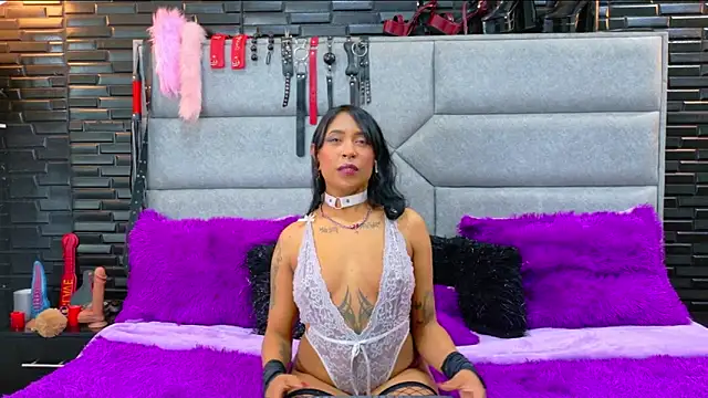 DaiaRousi online show from November 6, 2025, 2:59 am