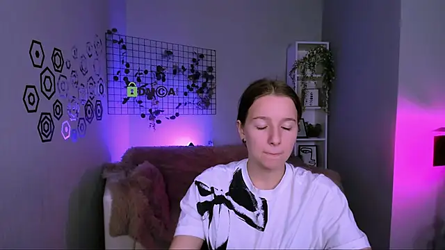 Snapshot of benny_duglas chatting on October 15, 2025, 12:13 pm benny duglas online show from October 15, 2025, 12:13 pm