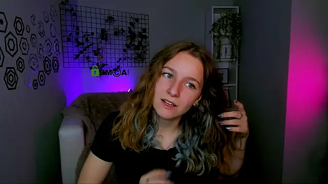 Snapshot of benny_duglas chatting on October 7, 2025, 12:17 pm benny duglas online show from October 7, 2025, 12:17 pm