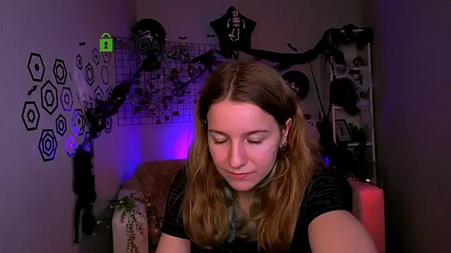 Snapshot of benny_duglas chatting on October 24, 2025, 12:15 pm benny duglas online show from October 24, 2025, 12:15 pm