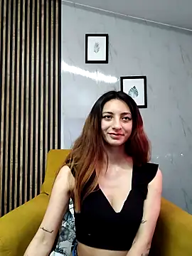 Snapshot of Saraow chatting on September 29, 2025, 2:55 pm Saraow online show from September 29, 2025, 2:55 pm